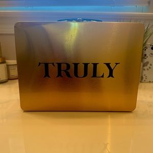 Truly Hard Case